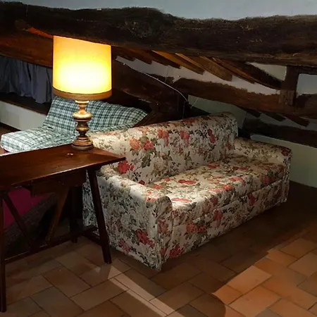 Apartment Old Pelleria Lucca
